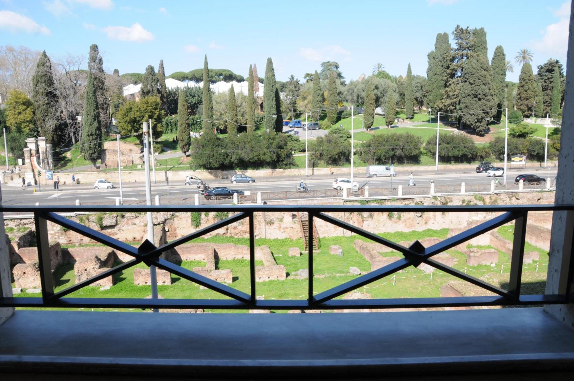A Casa Di Lu, Al Colosseo - Guest House Rzym Zewnętrze zdjęcie