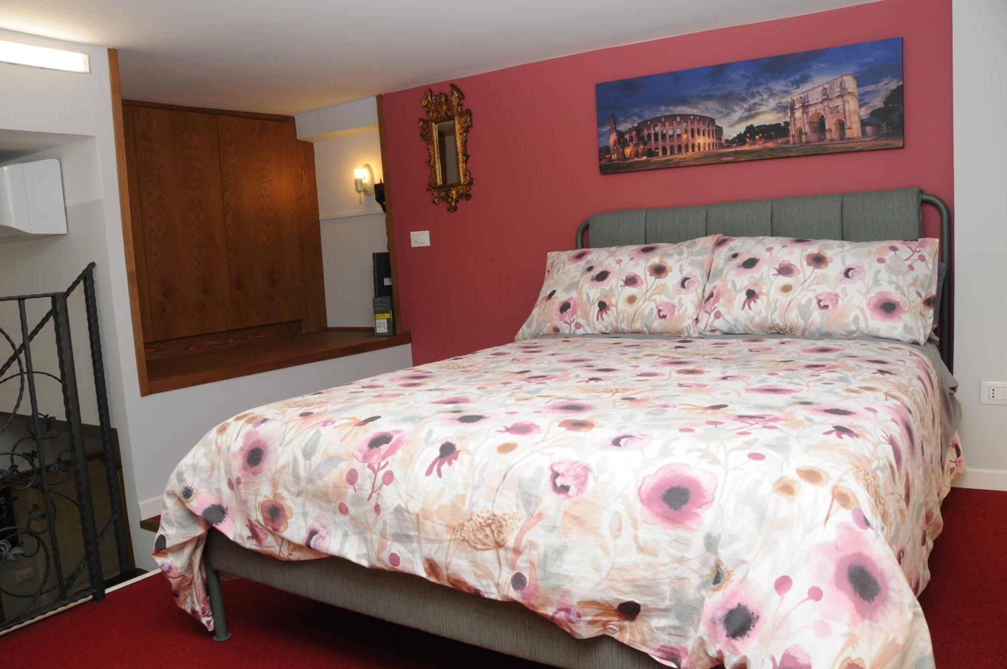 A Casa Di Lu, Al Colosseo - Guest House Rzym Zewnętrze zdjęcie